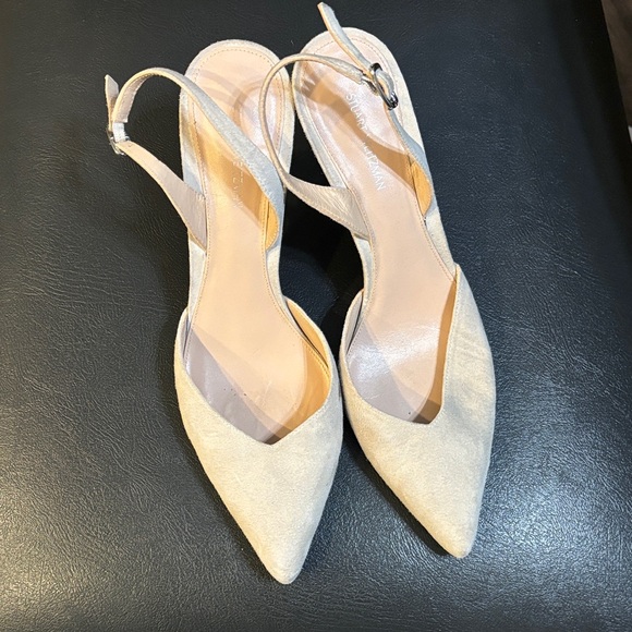 Stuart Weitzman Cream Slingback Heels - Picture 1 of 5